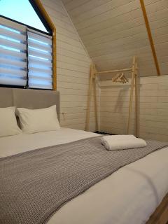 White Scandinavian Barn House - Artavaz - 2