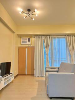 Condotel Across NAIA T3 Manila Airport with WIFI - 5