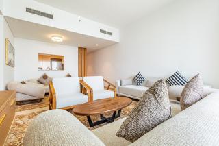 Superhost- Elegant Downtown 3BR , Burj Khalifa View - 8