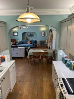 Spacious ground floor apartment near Beaumaris - 6