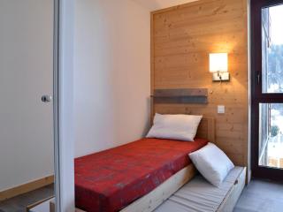 Appartement Rénové avec Balcon, Proche Pistes et Commodités, 11 Pers., La Plagne - FR-1-181-1906 - 2