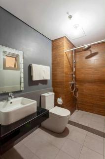 Radiance Manila bay 2 br & 3 bath - 7