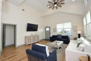 Luxury Beach Home with Heated Pool - 8