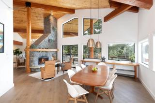 White Gold Chalet - Spacious Family-Friendly Chalet, Hot Tub, Mountain Views, Log Fireplace - 2