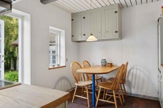 Idyllic Half-Timbered House For 10 Guests - Kettinge - 3