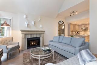 Woodrun Lodge 616 | Stylish Top Floor Ski-In & Out Condo by Upper Village w/ Hot Tub, Pool, Parking - 6