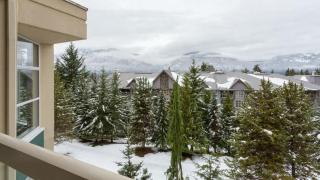 Woodrun Lodge 307 | Sleek Slopeside Unit w/ Pool, Hot Tub, & Heated Floors - 8