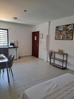 CAYENNE Centre Studio D'ESTREE ECO LUXE - 2