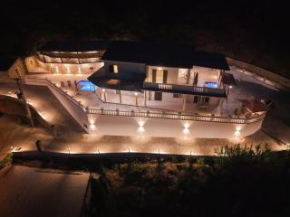 Mariluna Luxury Apartments - 0