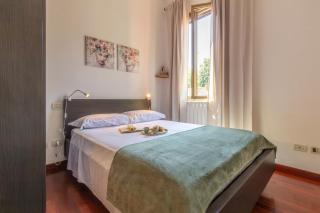 Modern Two-Room Apartment With Quiet Courtyard - 0