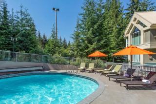 Woodrun Lodge 211 | Ski-In Ski-Out Condo w/ Heated Pool, Hot Tub, Parking, & Gym - Whistler - 8