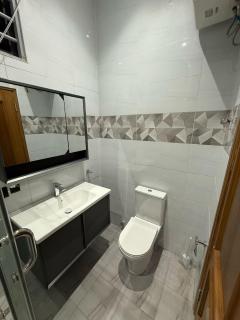 4BR home 10mins to Airport Prime Area Fast WIFI - 3