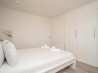Northfield 1 Bedroom Apartment with Sofa Bed - Edinburgh - 2