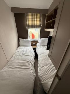 Paddocks 24 - Coastfields Holiday Village - Meadow Lakes Caravan Hire - 7