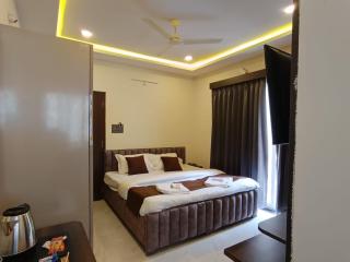 Hotel Legacy Grand - Rooms & Suites - Near AIG Hospital - 7