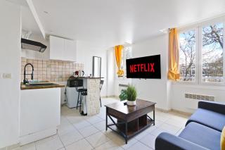 Studio Apartment Quartier Austerlitz Free Netflix - 8