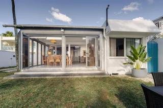 Charming house in Trou-aux-Biches with direct beach access - 0