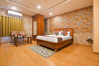 FabHotel Royal Lagoon - Near railway station gate number 1 - 7