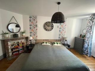 Liberté et Confort, appartement entier, moderne avec 2 chambres et cuisine équipée au coeur de Semur - 6