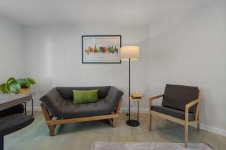 Exeter Escape - City Centre Apartment- Short Stays UK Ltd - 2
