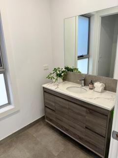 3Br with study house in Burwood - 8