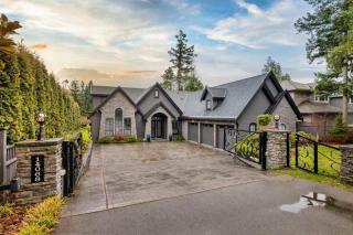 Beach Breeze White Rock - 8