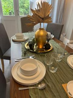 Spacious 7-Bedroom Victorian House - 9