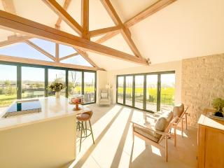The Cotswold Barn - 6