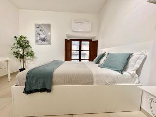 Duomo Modern Suite - 2
