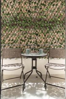 1' to metro 10' to Acropolis cozy studio - 5