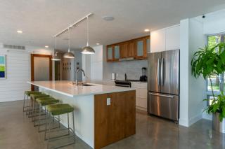 Old Mission Peninsula Luxury on West Bay - 5