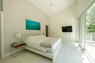 Old Mission Peninsula Luxury on West Bay - 2