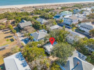 Shirley Road Cottage by Tybee Cottages - 4