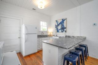 Shirley Road Cottage by Tybee Cottages - 1