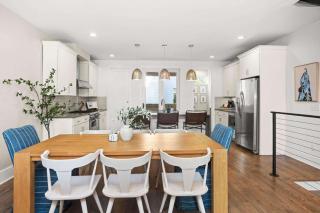 2 Adjacent Gem Great for Big Groups 8th Ave S - 3