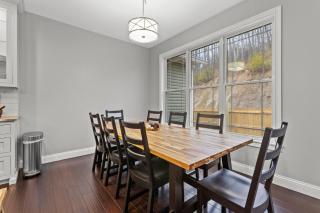 Arch Fun Lodge - Game Room, Theater, HotTub & View - Stanton - 0