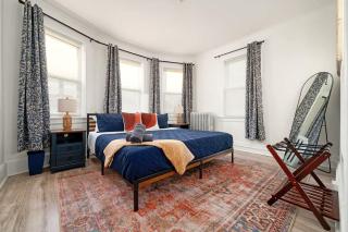 Whole House Near NYC and Transit with Game Room Fire Pit and King Bed - 4