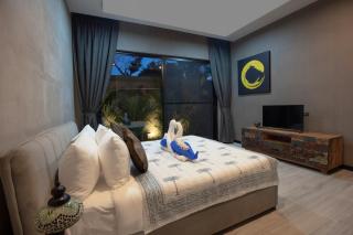 Sabine Villa - Large unique pool villa 4 bedrooms - 4