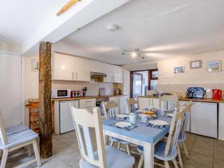 4 Bed in Brixham 82808 - 4