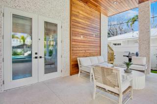 Between the Waves - Siesta Key Luxury Home - 8