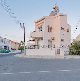 TelMar Sunset View 3 bed Apt - Duplex - 0