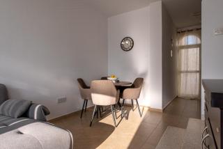 3BR Sunset View Retreat Steps from the Beach by Cyprus Horizons - 6