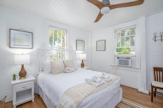 TYBeeach Cottage by Tybee Cottages - 4