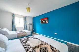 F1TR Luxurious & Comfy Stay - 6