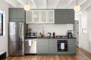 Modern East Austin House by Barcle - 9
