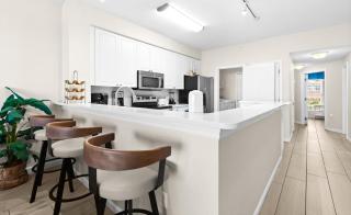 The Crescent 203 - 3