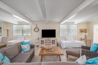 Palmetto Breeze by Tybee Cottages - 2