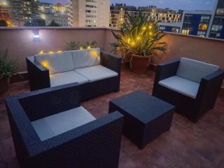 Cozy and sunny penthouse Fira BCN - 9