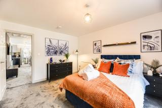2 Flats near Coop Arena & Etihad Stadium - 3