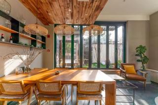 Lu Ming Bieyuan,Xi'an-Courtyard Stay by the Ancient City Wall with Garden Views and a Multifunctional Hall - 4